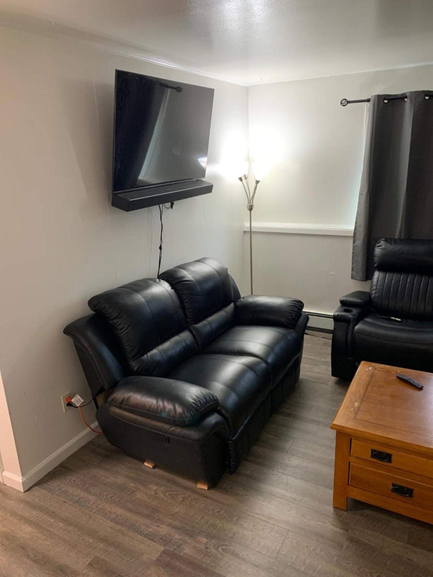 410 E45th 2 Bedroom *