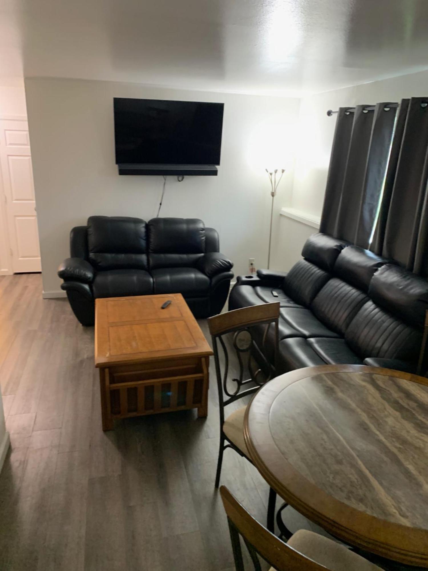 Apartment 410 E45th 2 Bedroom Anchorage